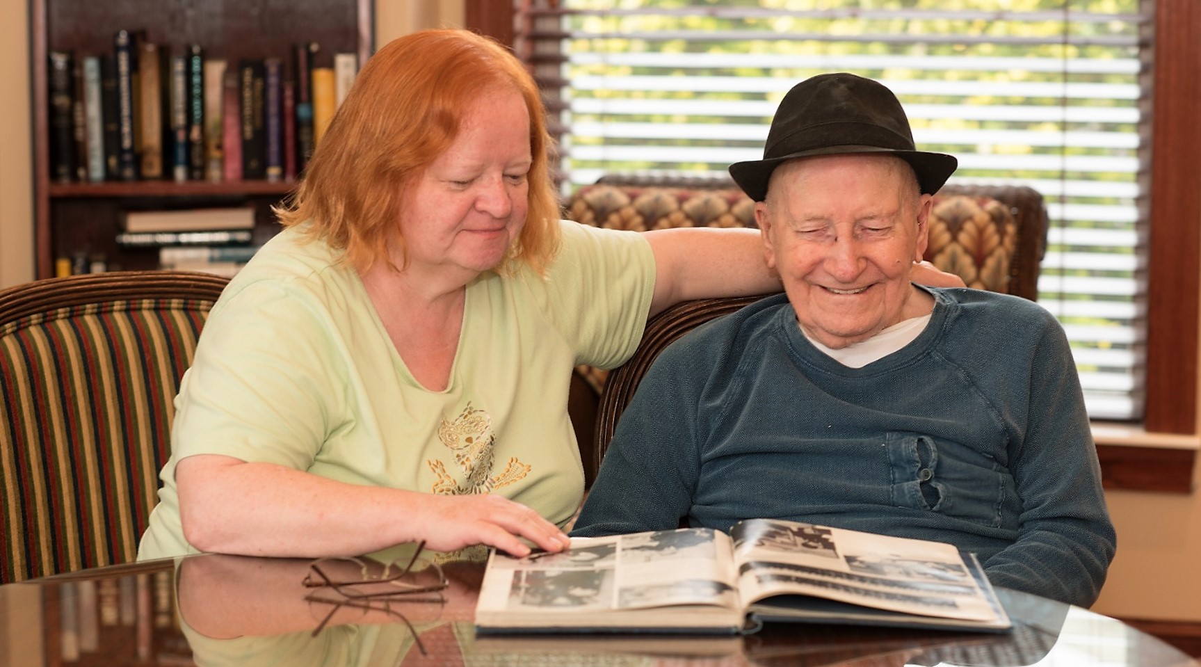 When Should an Alzheimer's Patient Go to a Nursing Home?