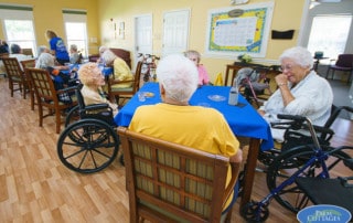 residents enjoying time together during meals